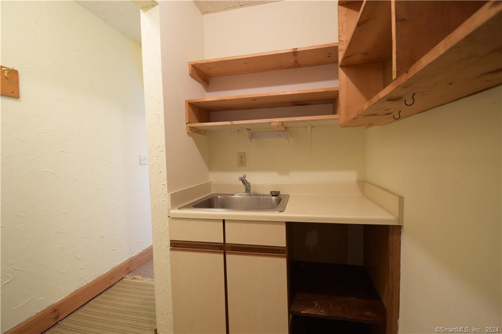 25 South Main Street East Windsor CT 06088