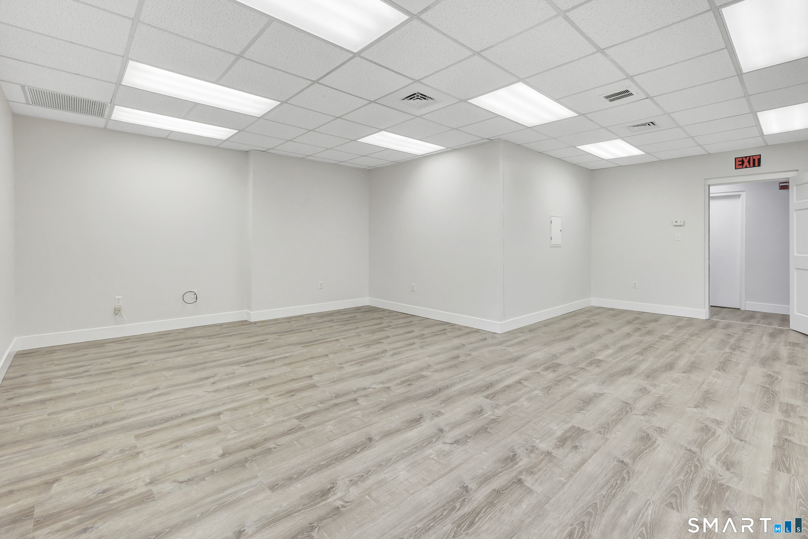 49 Huntington Plaza Street Shelton CT 06484