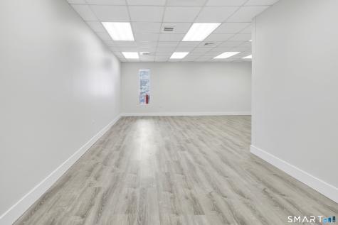 49 Huntington Plaza Street Shelton CT 06484