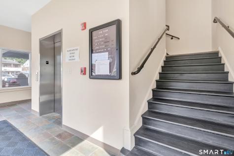 49 Huntington Plaza Street Shelton CT 06484