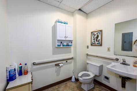 565 Washington Avenue North Haven CT 06473