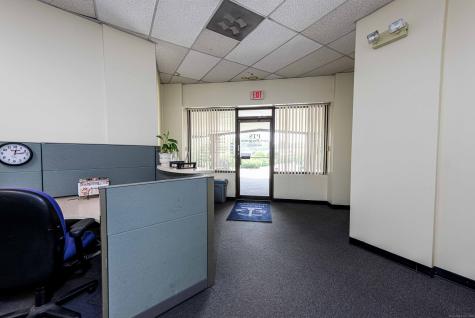 565 Washington Avenue North Haven CT 06473