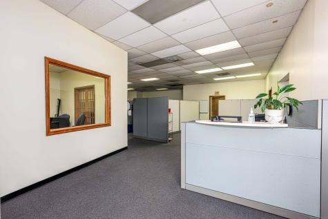 565 Washington Avenue North Haven CT 06473