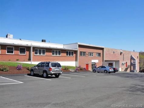 3 Simm Lane Newtown CT 06470