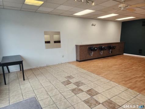 587 Main Street Watertown CT 06779