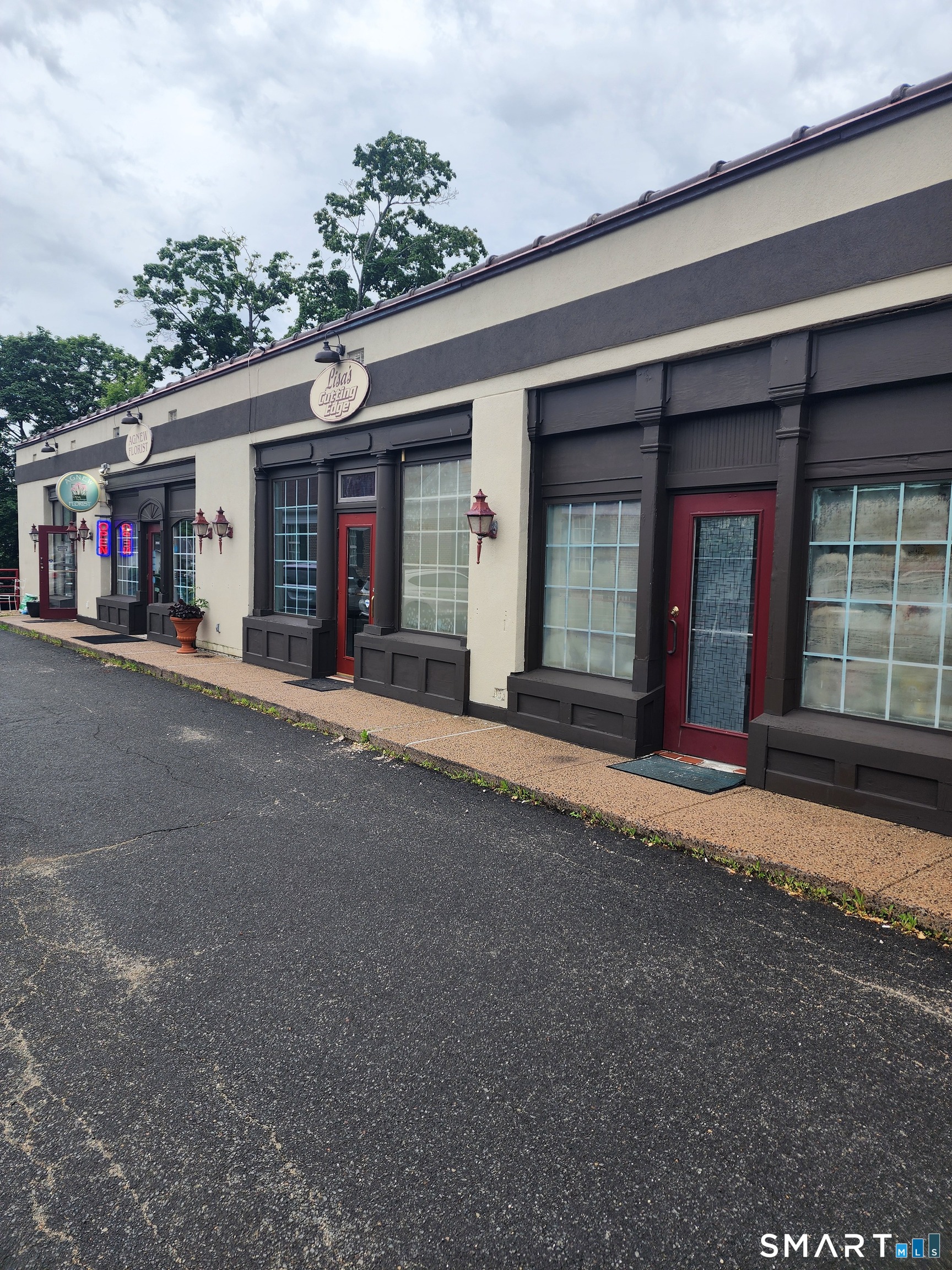 587 Main Street Watertown CT 06779