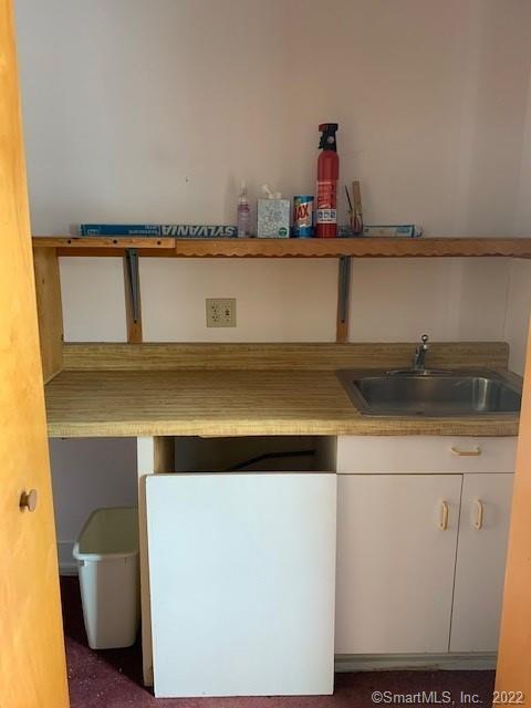 83 Halls Road Old Lyme CT 06371