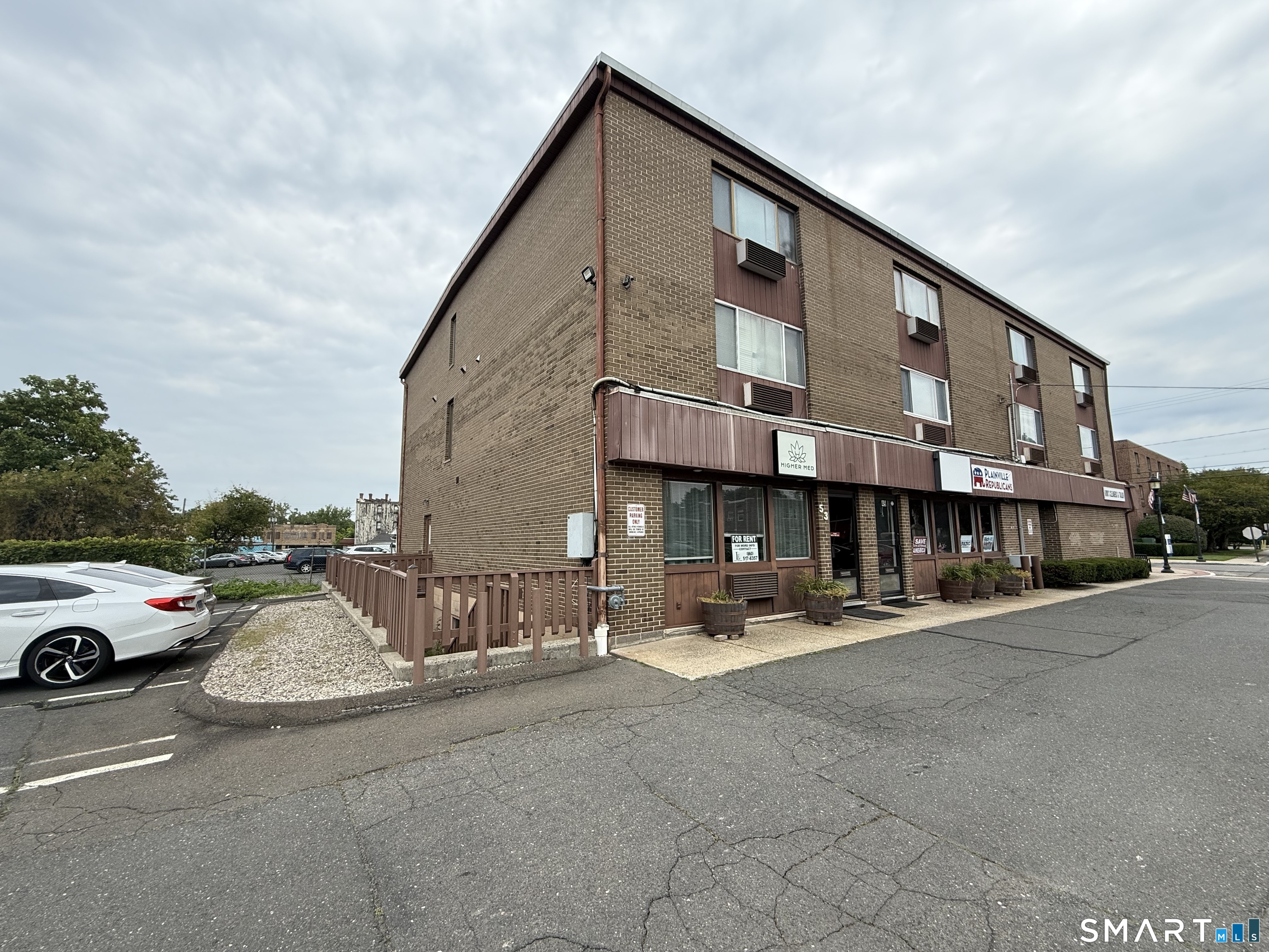 Plainville CT, 53 Whiting Street