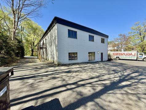 73 Main South Street Woodbury CT 06798