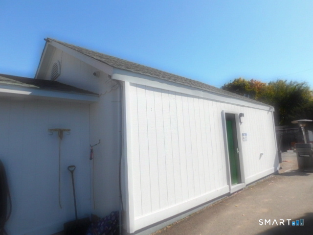 451-Garage Circular Avenue Hamden CT 06514