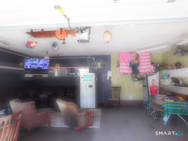 451-Garage Circular Avenue Hamden CT 06514