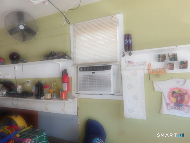 451-Garage Circular Avenue Hamden CT 06514