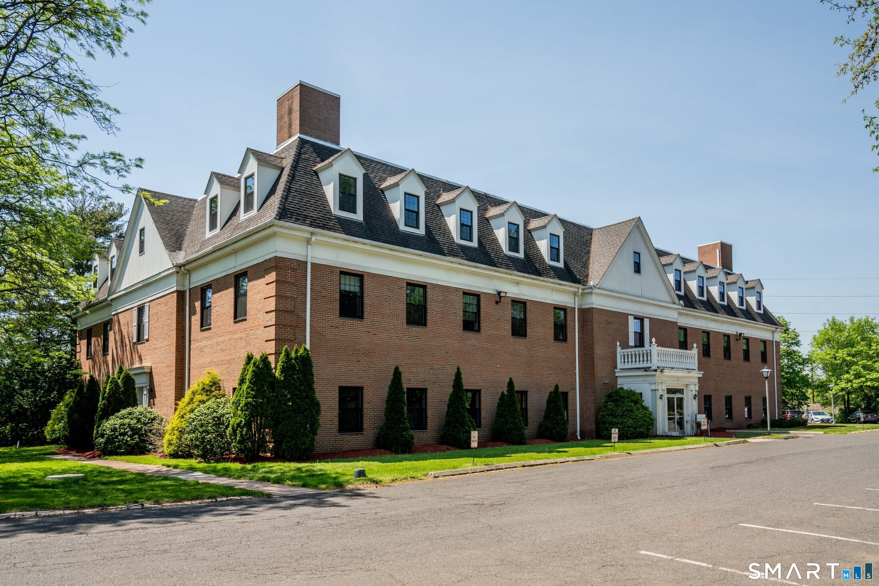 30 Jordan Lane Wethersfield CT 06109