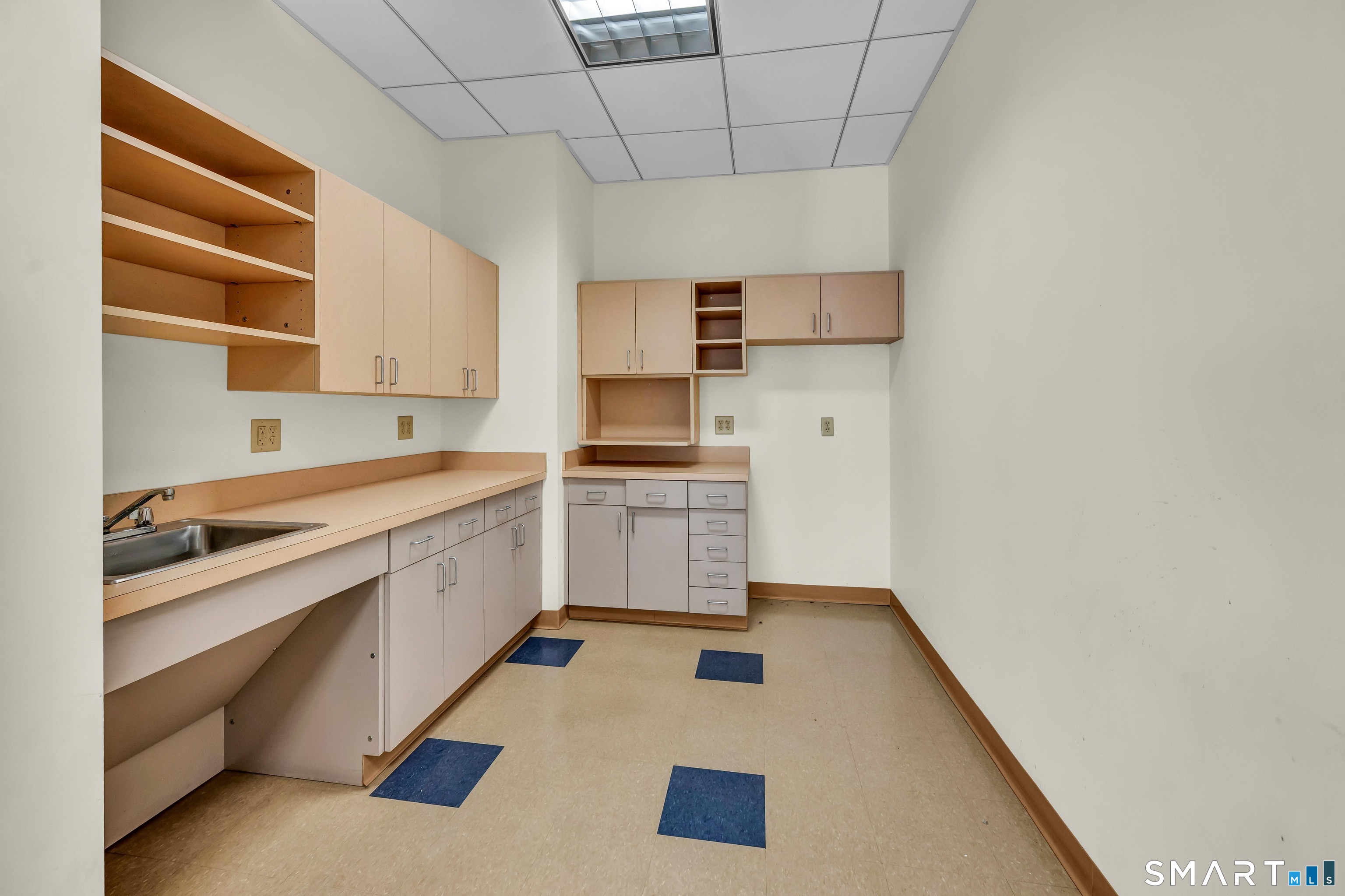350 Bridgeport Avenue Shelton CT 06484