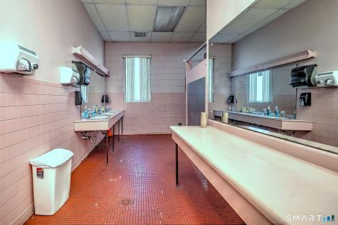 560 Woodward Avenue New Haven CT 06512