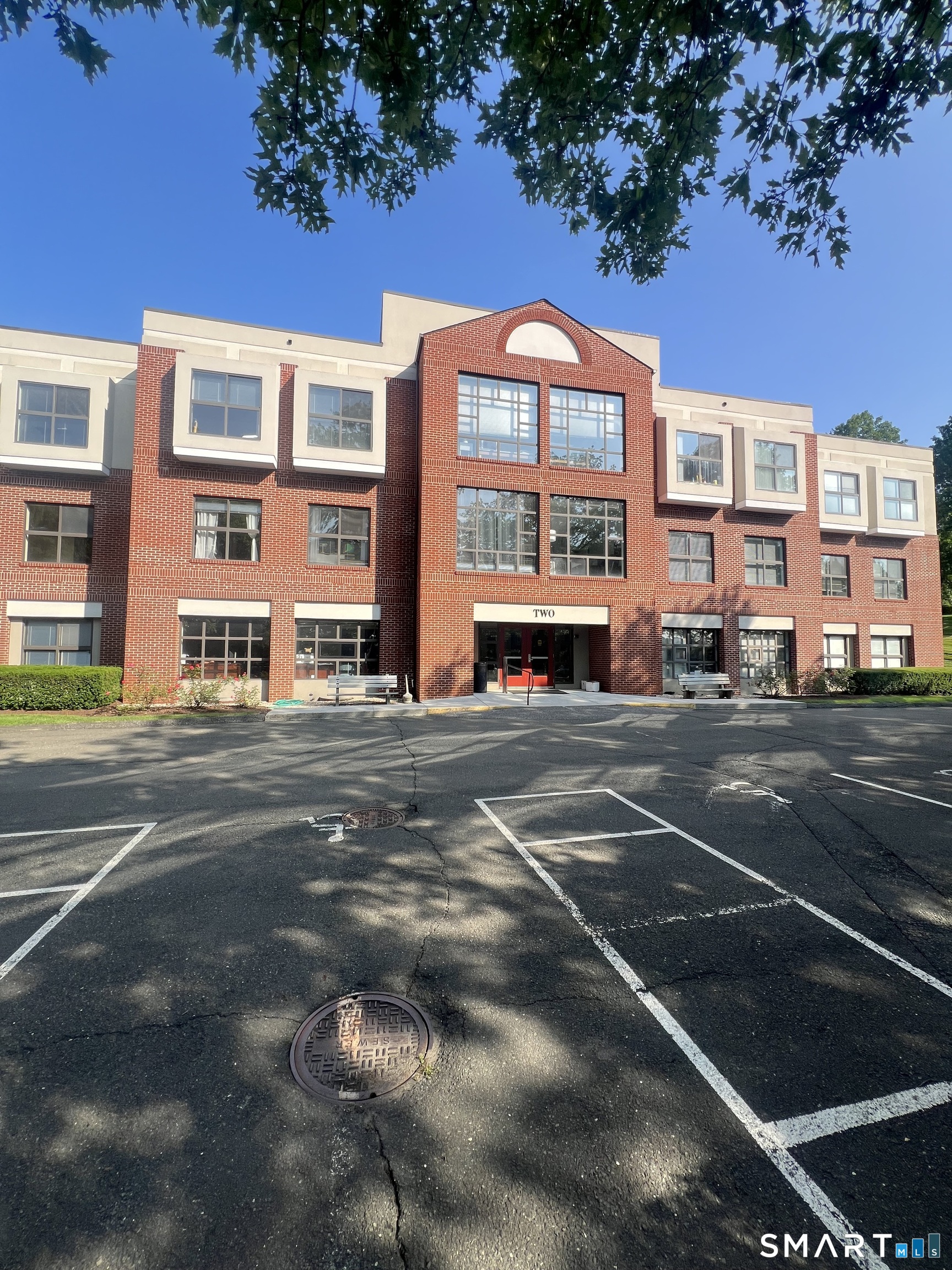 2 Pomperaug Office Park Southbury CT 06488