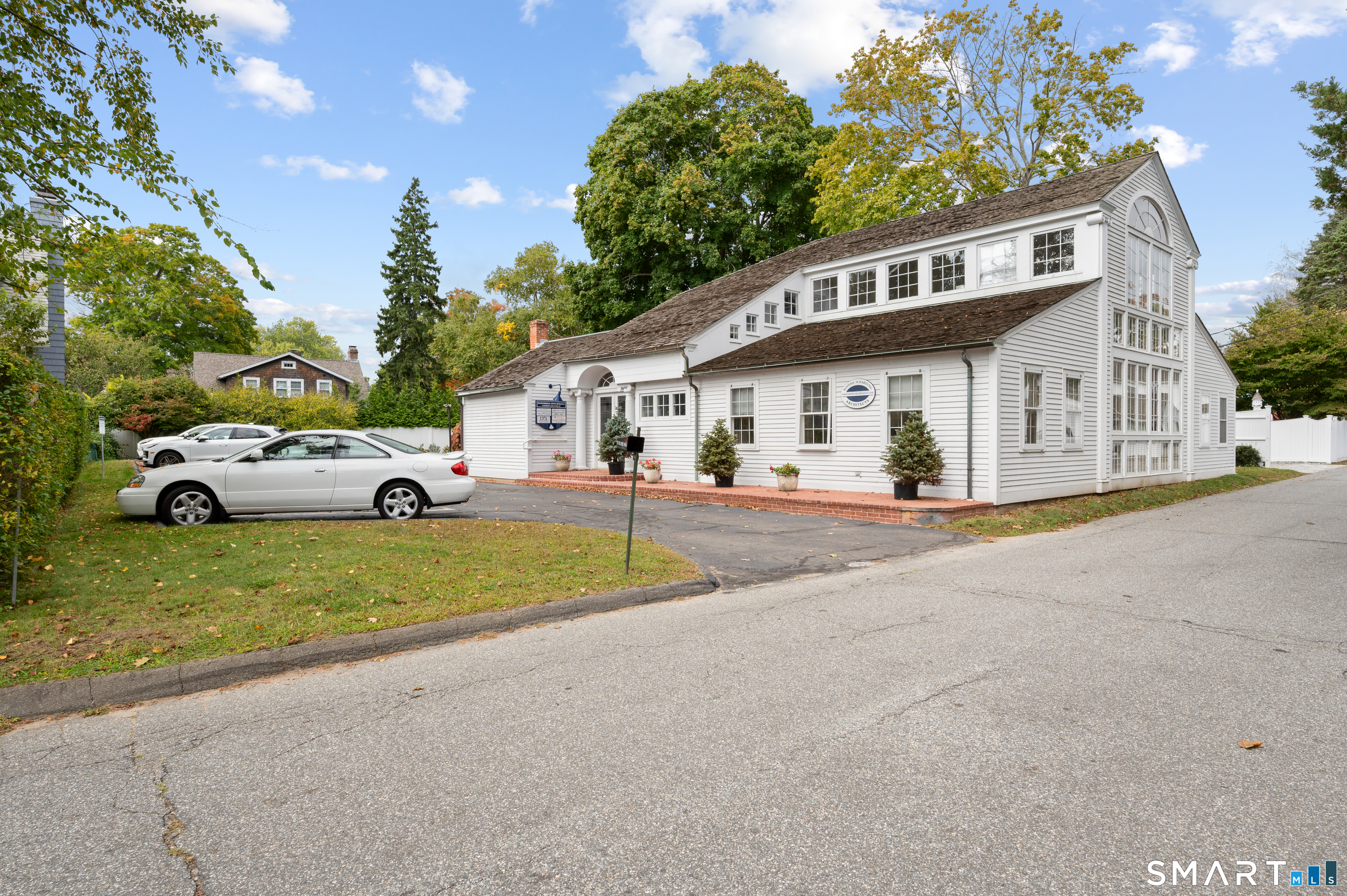 8 Novelty Lane Essex CT 06426