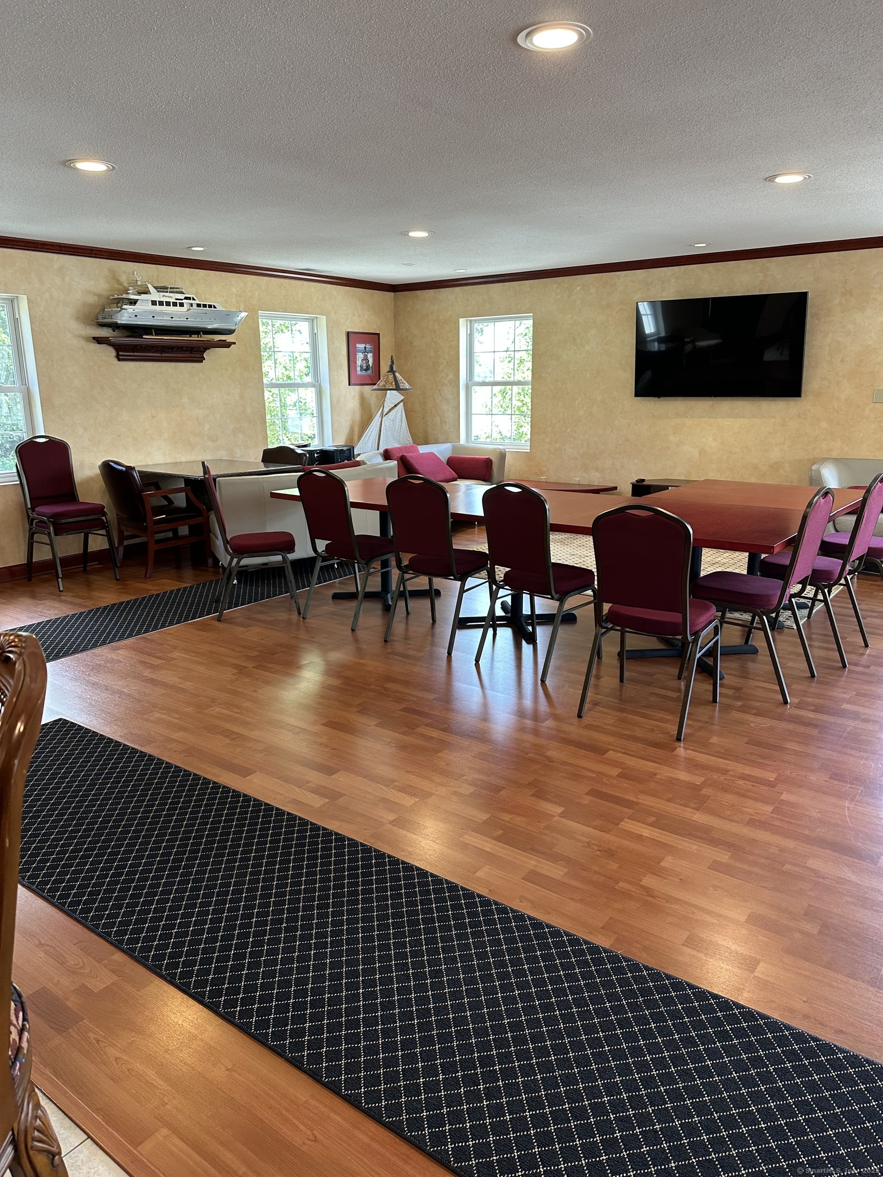 5 Barnes Avenue Old Saybrook CT 06475
