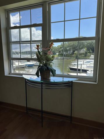 5 Barnes Avenue Old Saybrook CT 06475