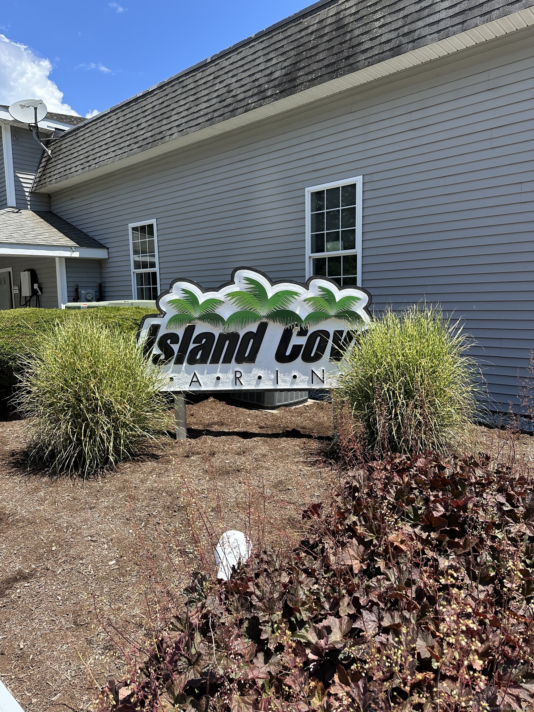 5 Barnes Avenue Old Saybrook CT 06475