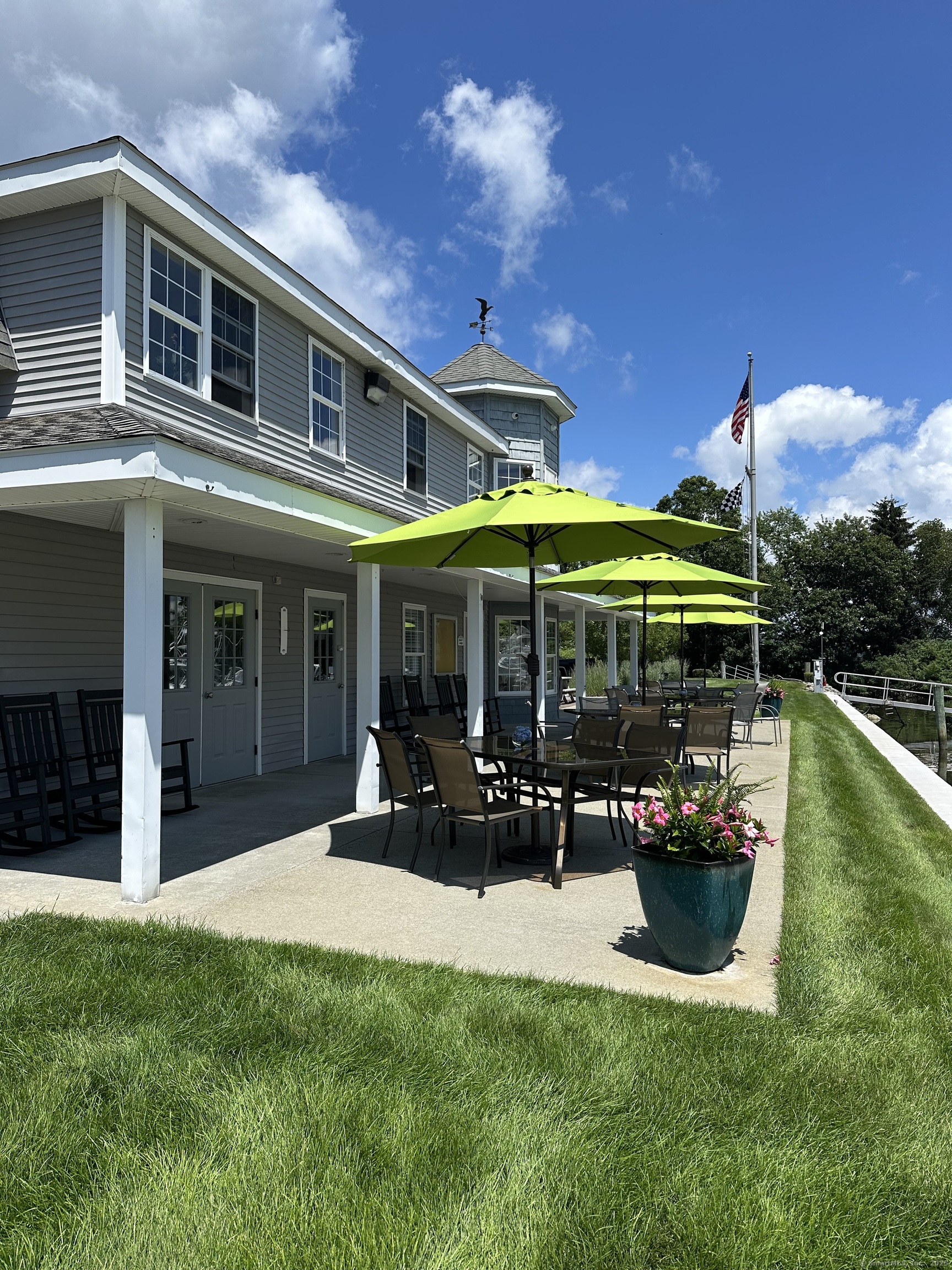 5 Barnes Avenue Old Saybrook CT 06475