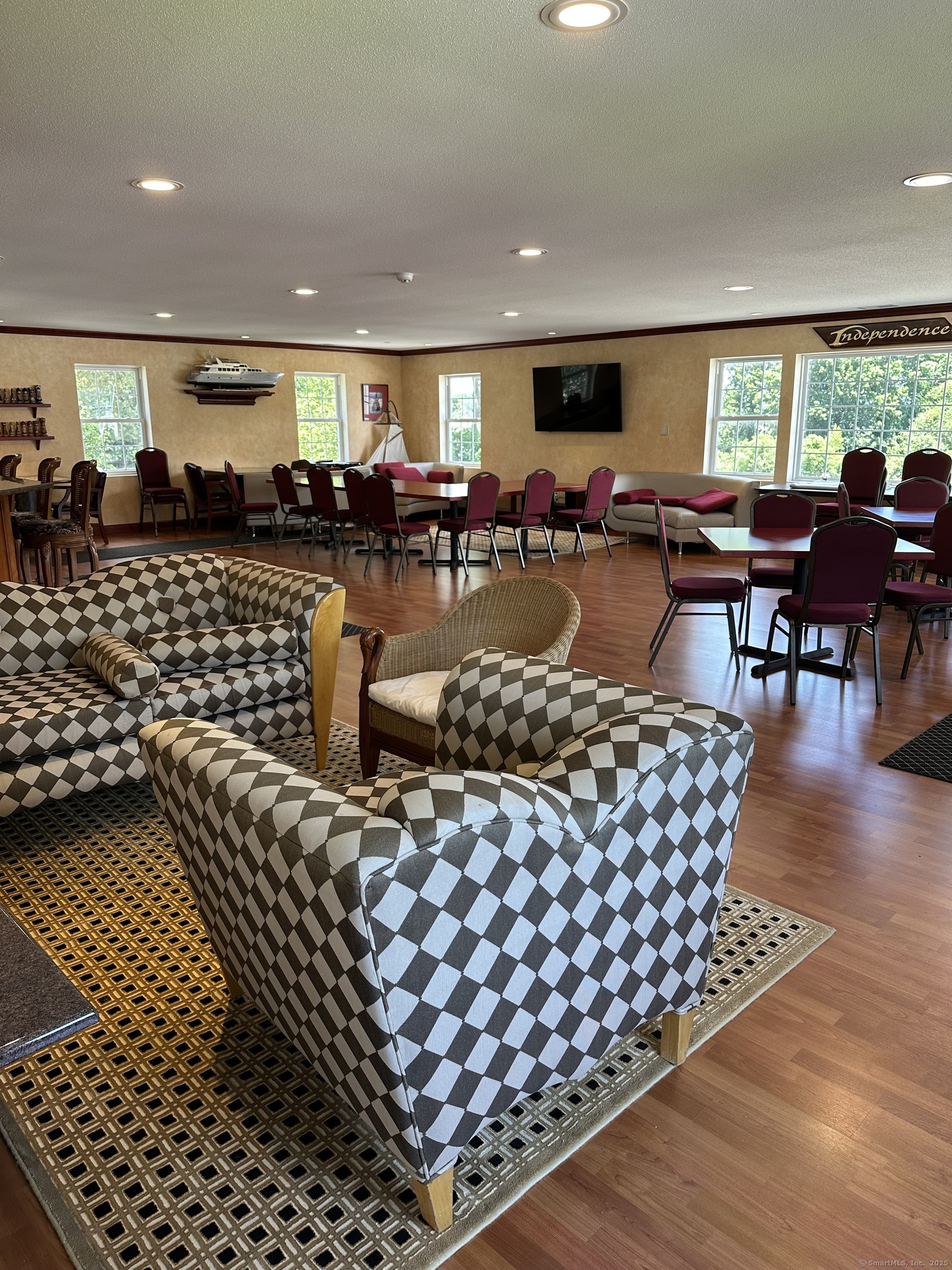 5 Barnes Avenue Old Saybrook CT 06475