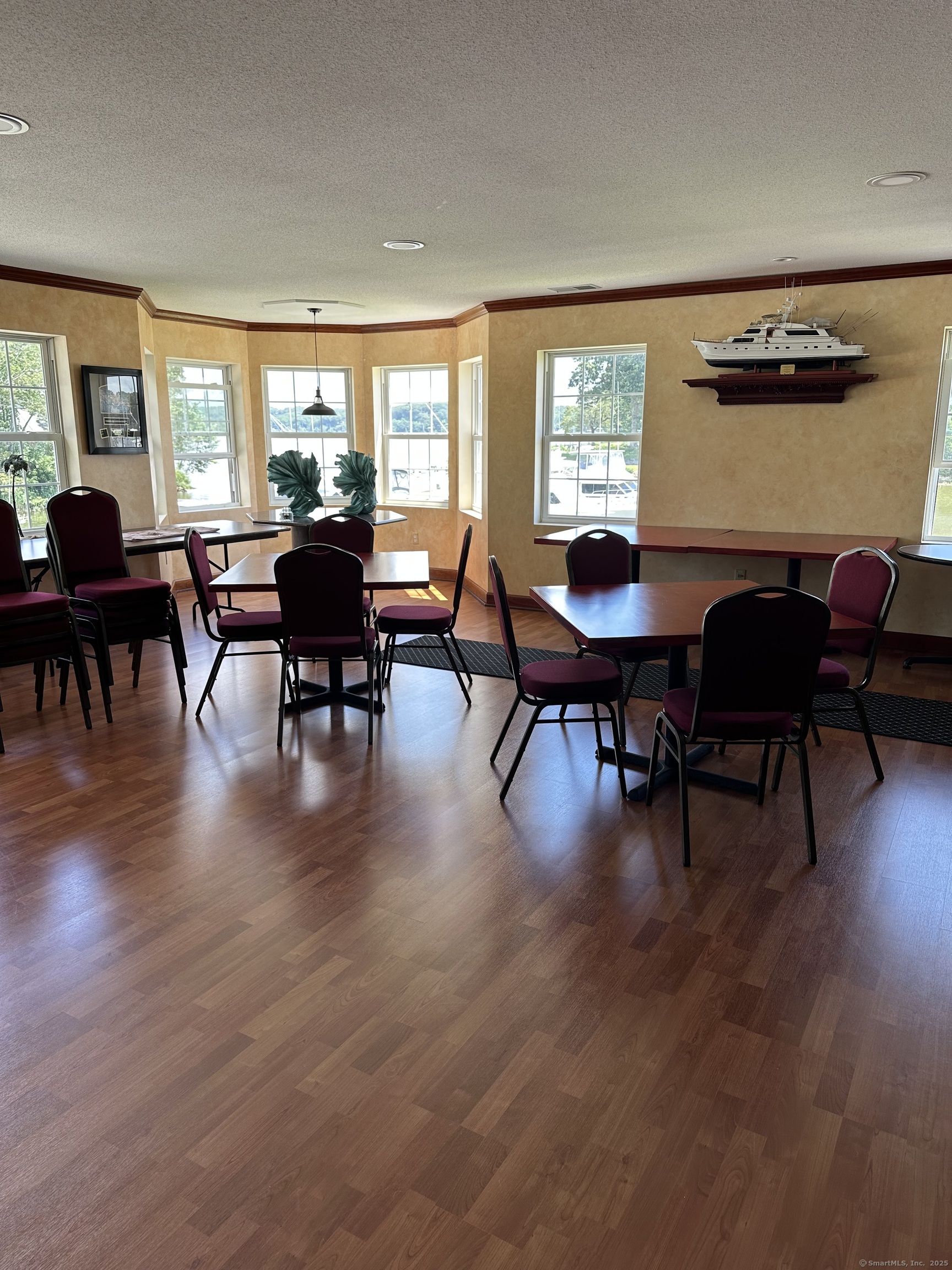 5 Barnes Avenue Old Saybrook CT 06475