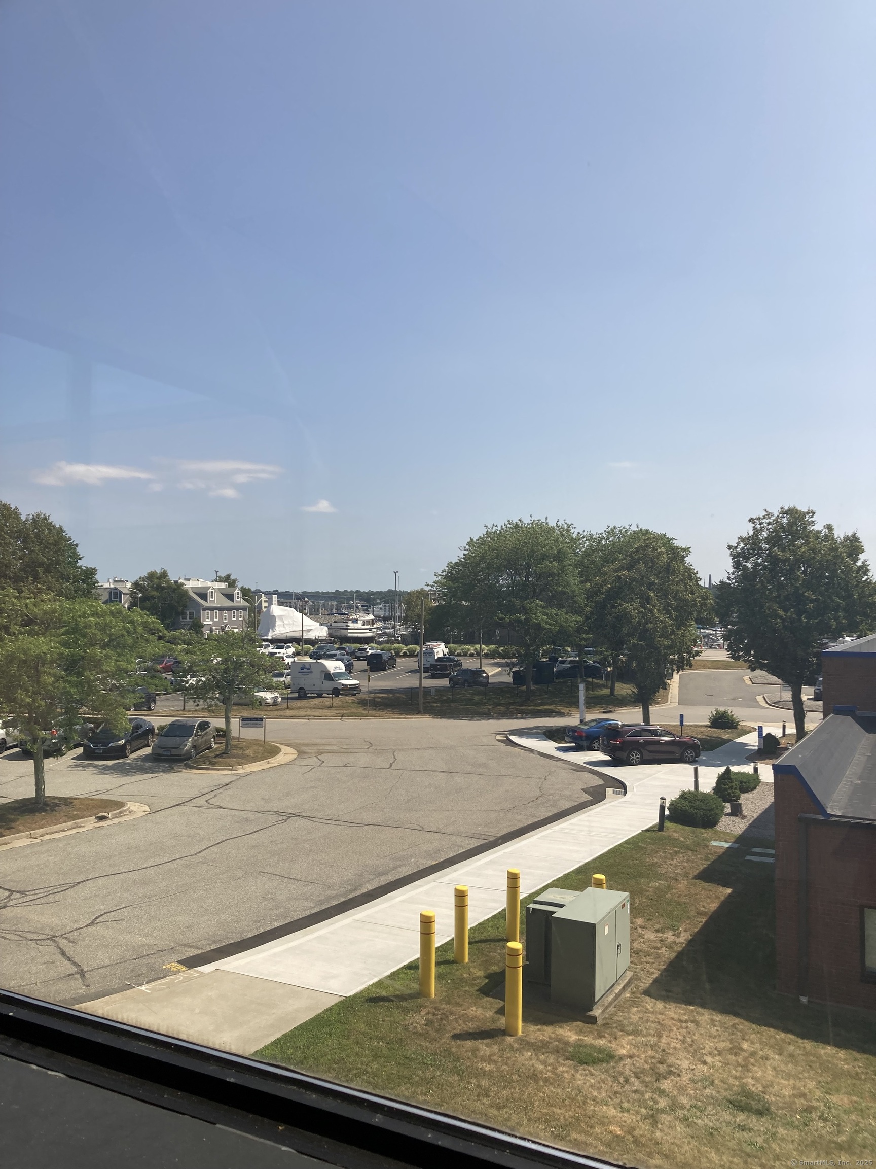 2 Shaws Cove New London CT 06320