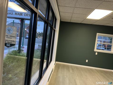50-52 Market Square Street Newington CT 06111