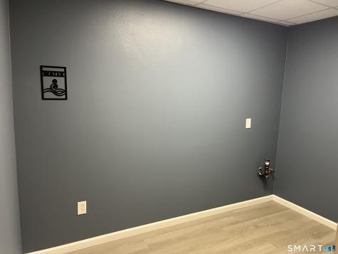 50-52 Market Square Street Newington CT 06111