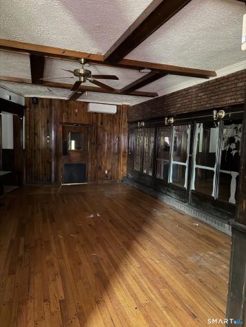 341-345 Bank Street New London CT 06320