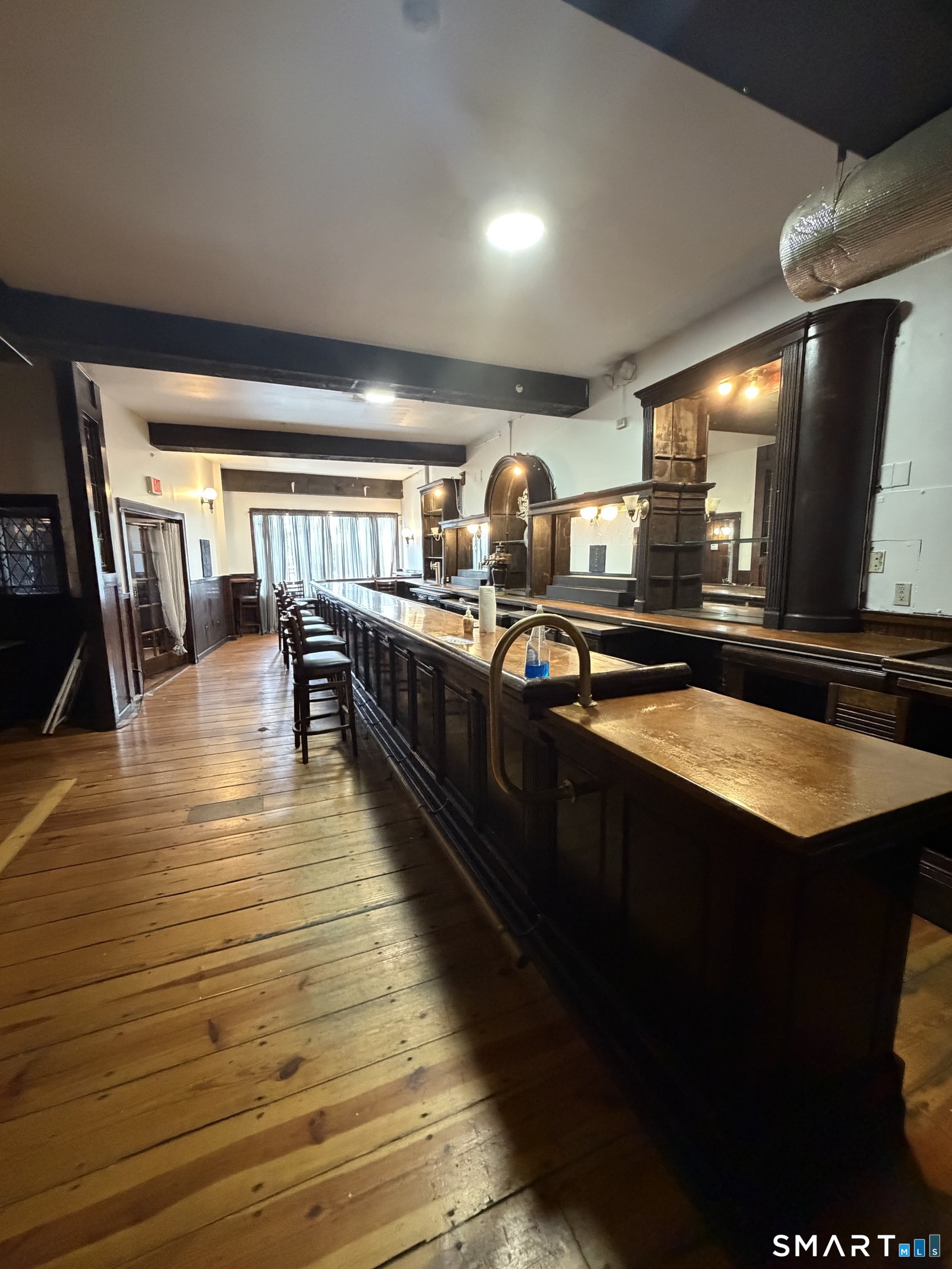 341-345 Bank Street New London CT 06320