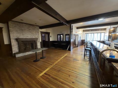 341-345 Bank Street New London CT 06320