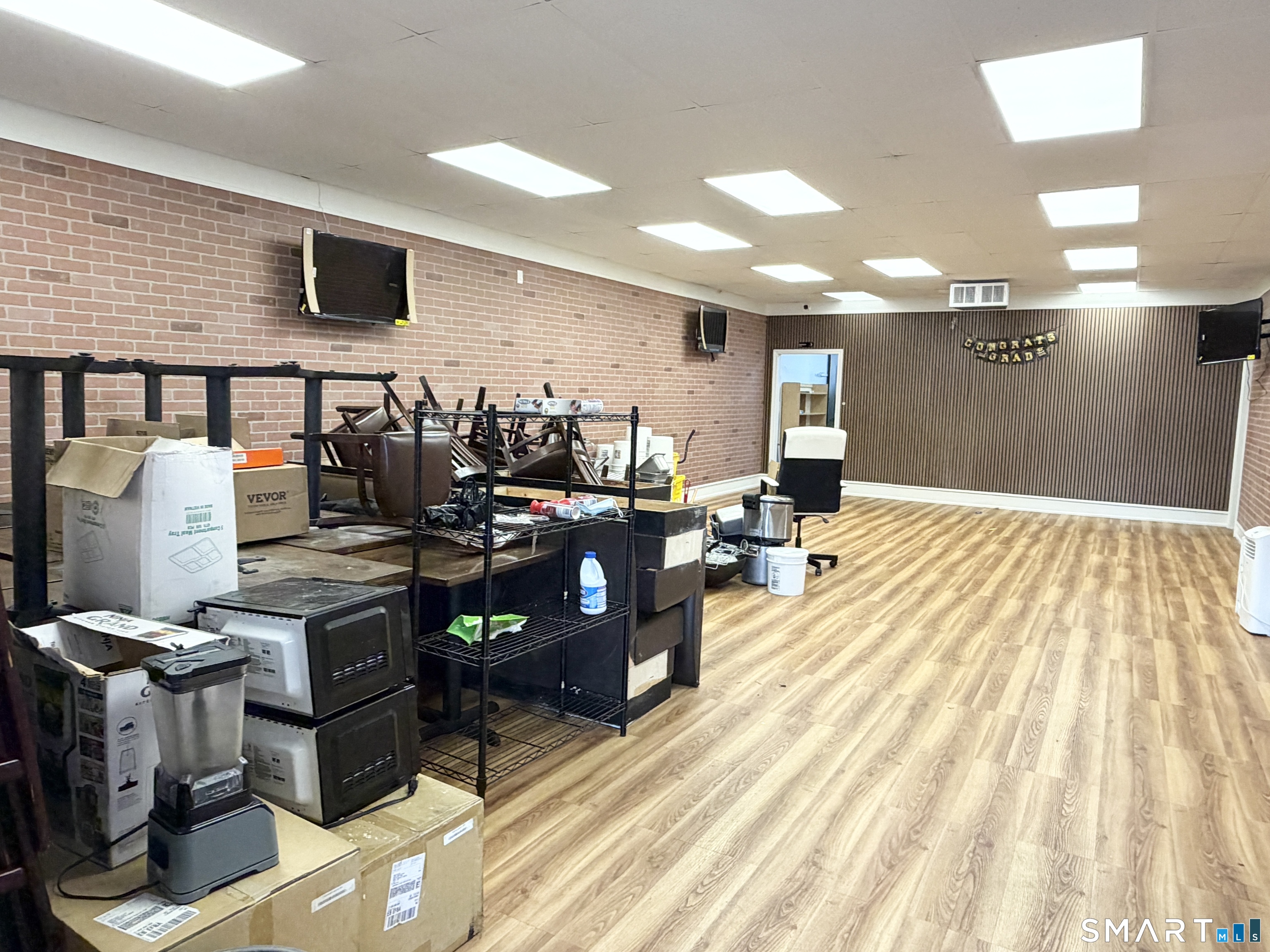 215-211 Sawmill Road West Haven CT 06516