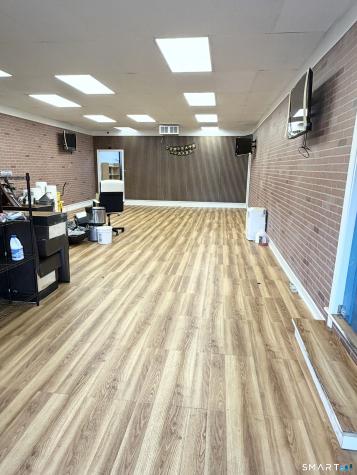 215-211 Sawmill Road West Haven CT 06516