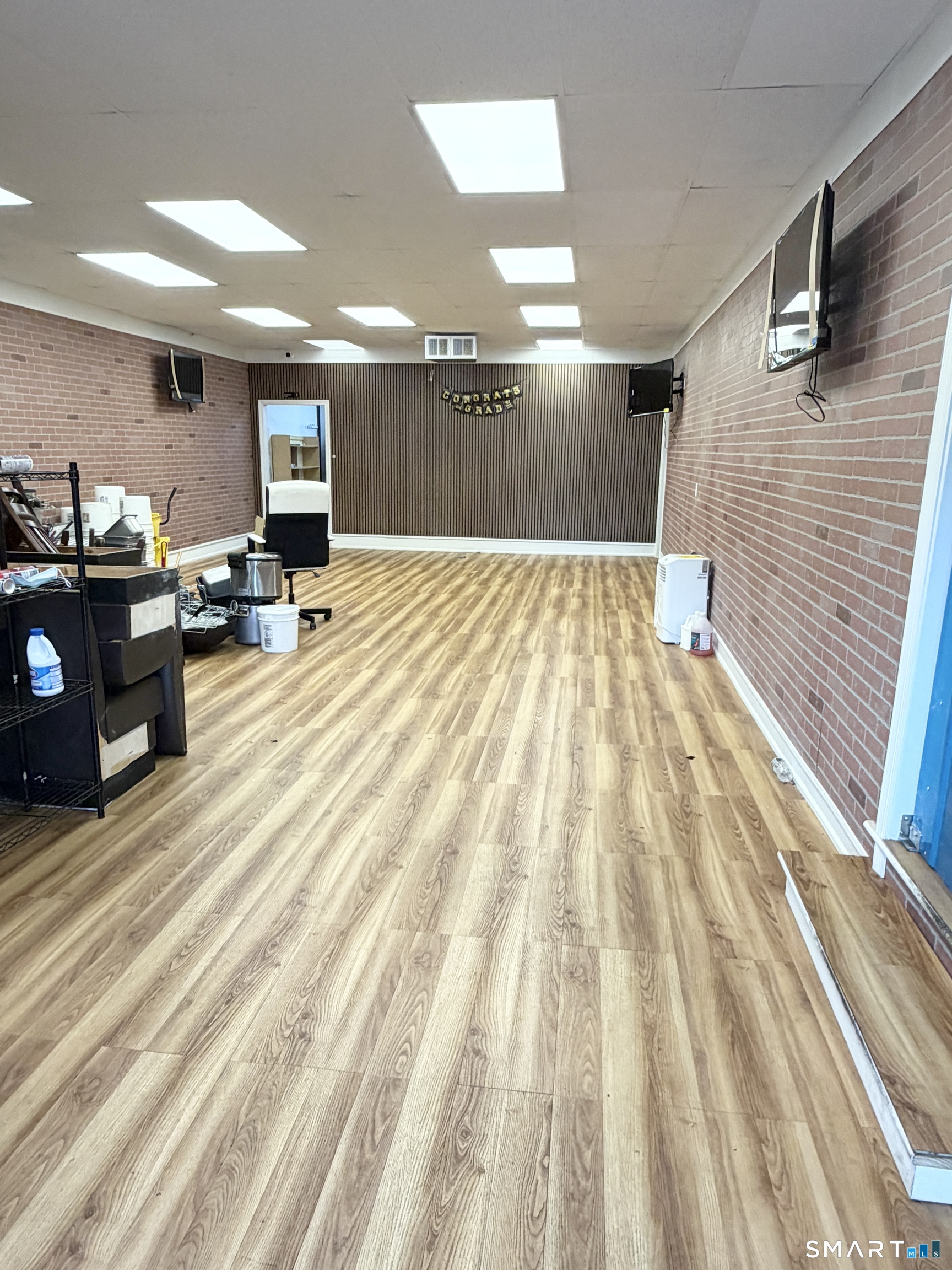 215-211 Sawmill Road West Haven CT 06516