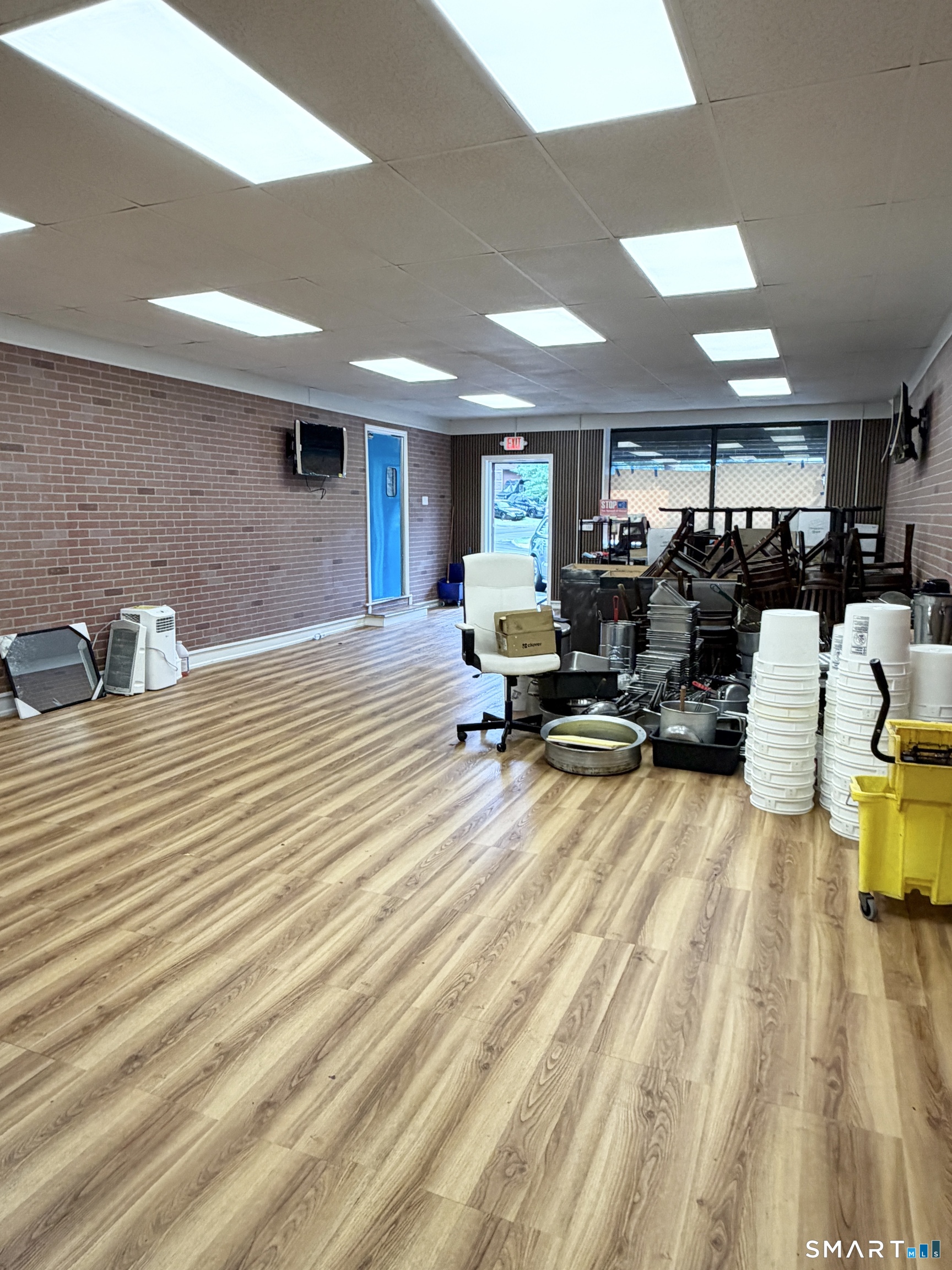 215-211 Sawmill Road West Haven CT 06516