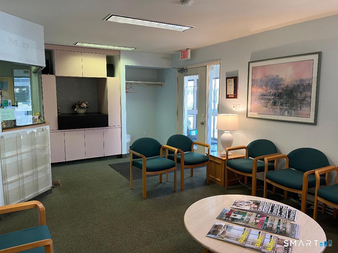 27 Oak Street Stamford CT 06905