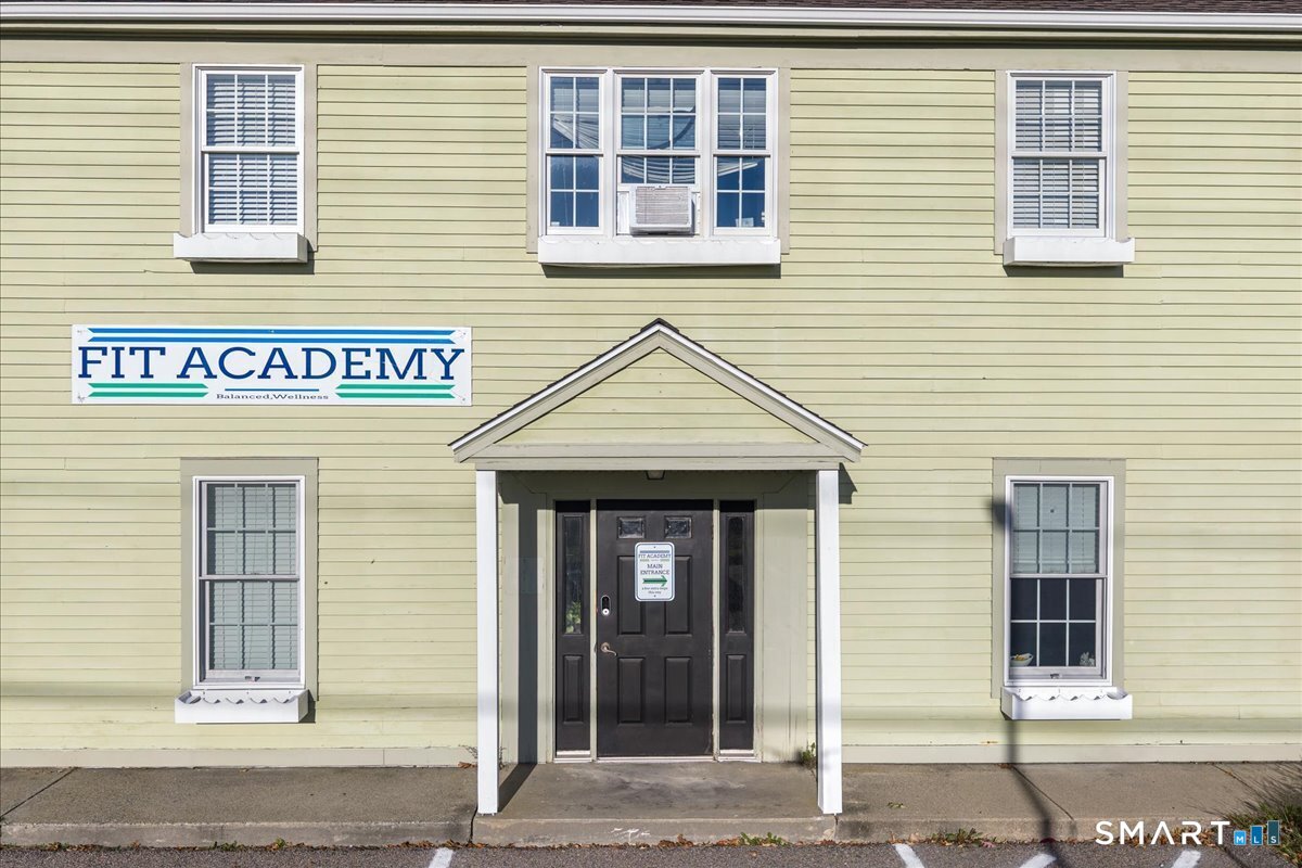 620 Route 32 Montville CT 06382