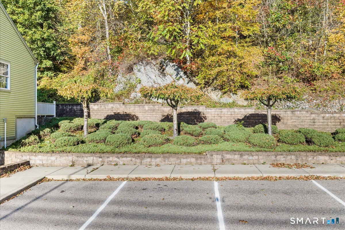 620 Route 32 Montville CT 06382