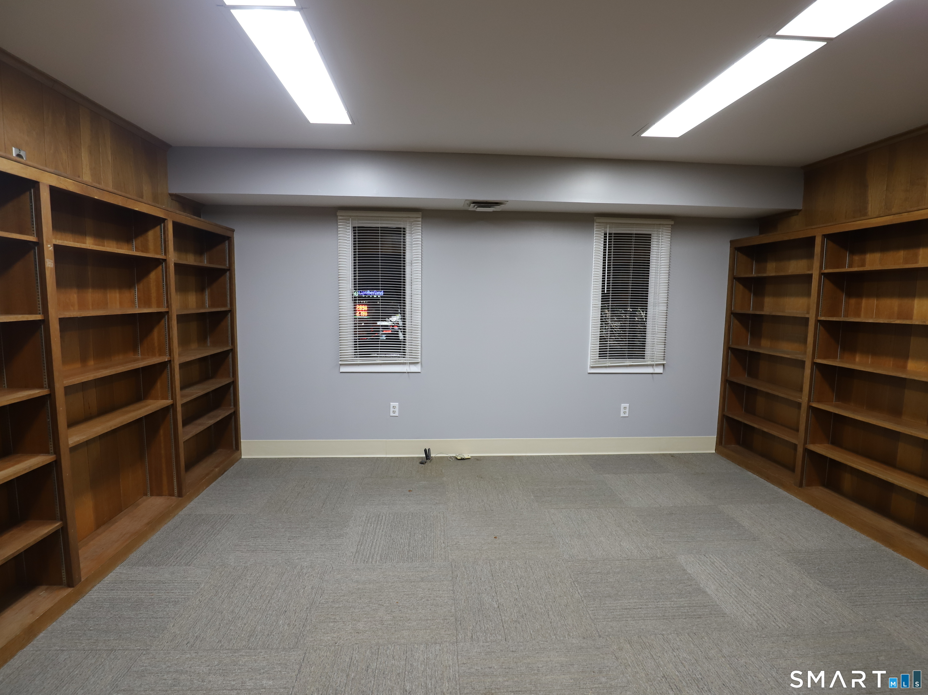 21 Middle Turnpike East Manchester CT 06040