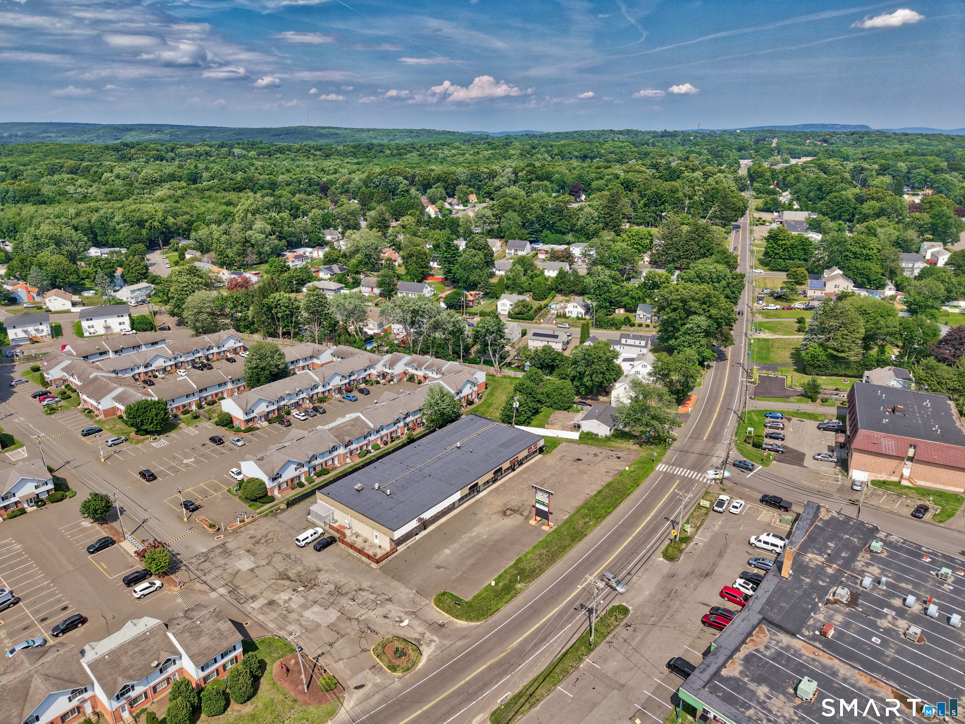 1015 Meriden Road Waterbury CT 06705