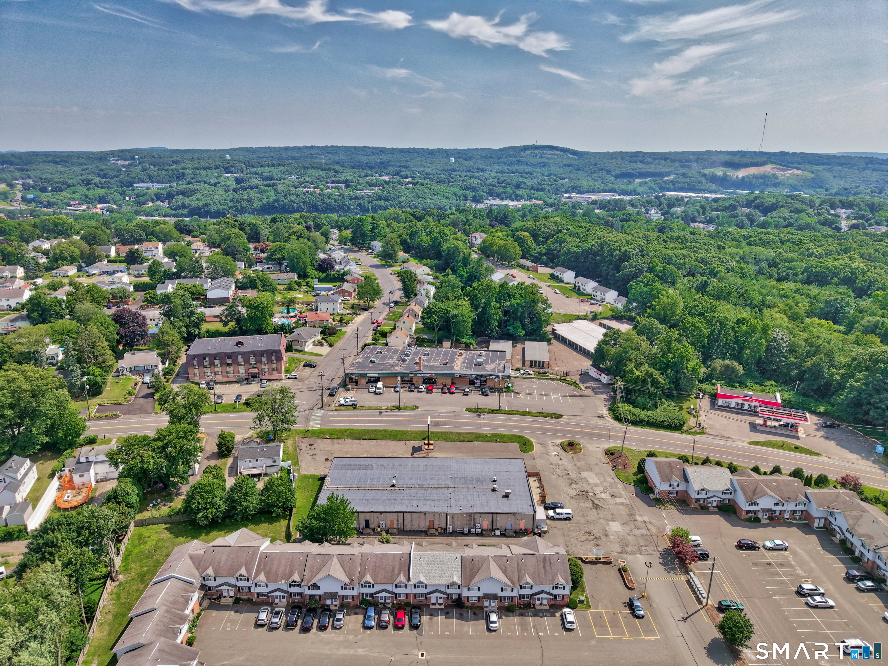 1015 Meriden Road Waterbury CT 06705