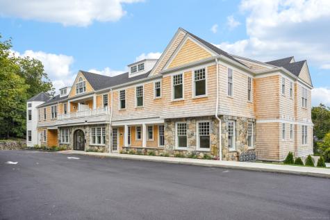 8 Husted Lane New Canaan CT 06840