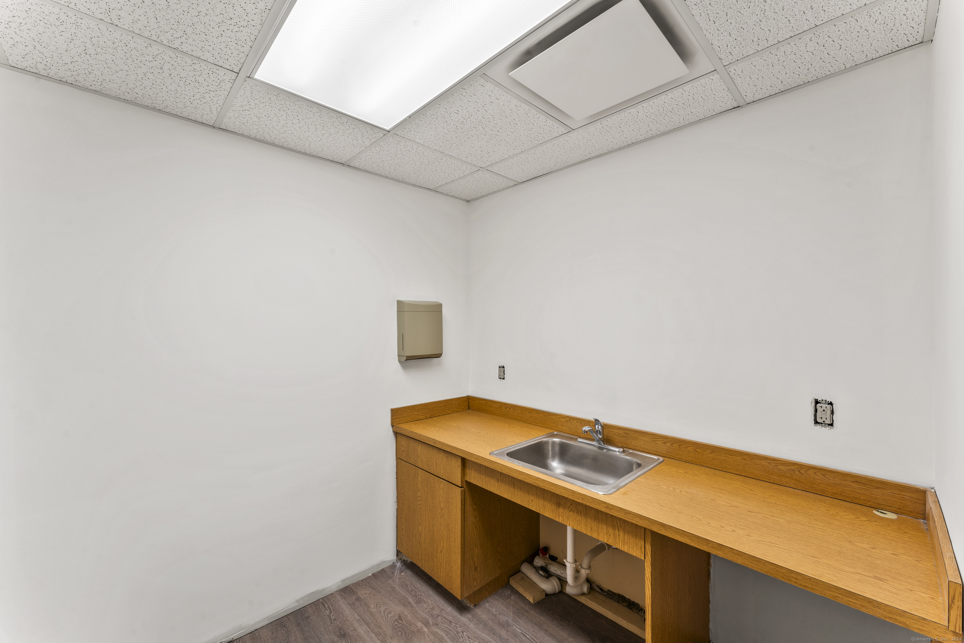 216 Crown Street New Haven CT 06510
