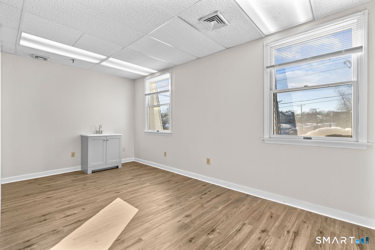 350 Silas Deane Highway Wethersfield CT 06109