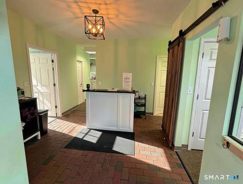 801 North Main St Extension Wallingford CT 06492