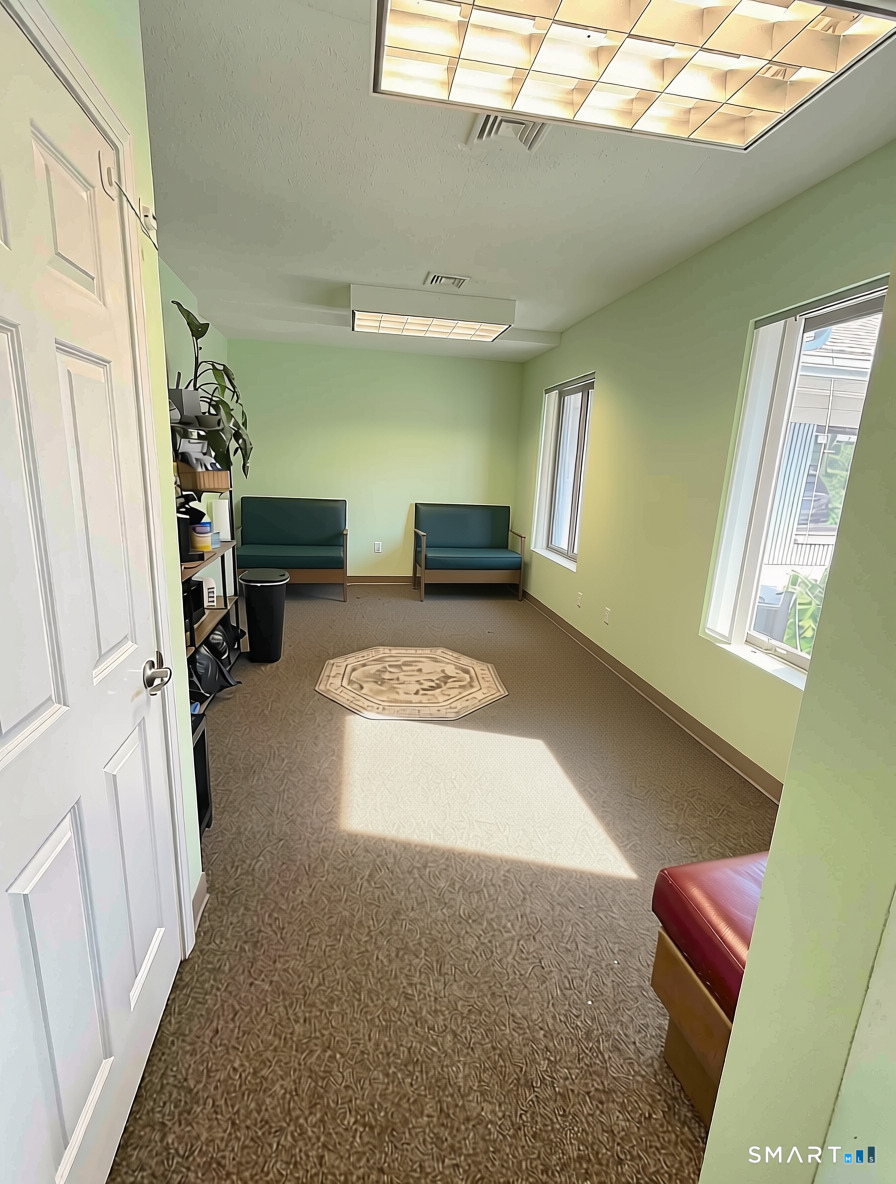 801 North Main St Extension Wallingford CT 06492