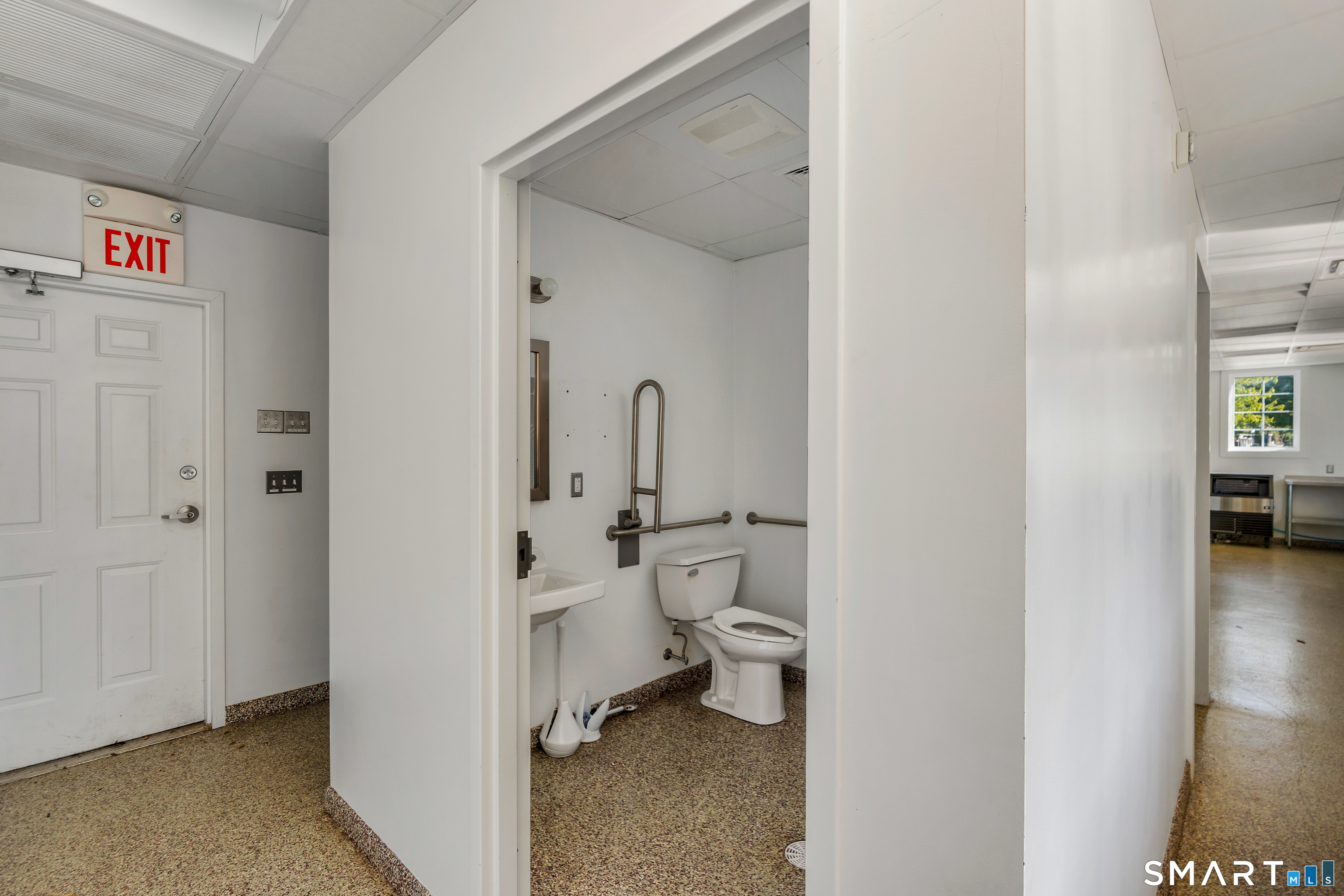 150 Chelsea Harbor Drive Norwich CT 06360