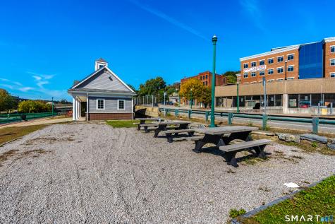 150 Chelsea Harbor Drive Norwich CT 06360